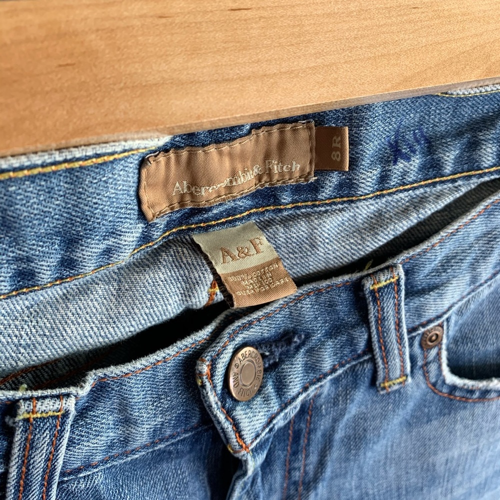 Abercrombie & Fitch Vintage 5 Pocket Jeans Sz 8R - Picture 2 of 3